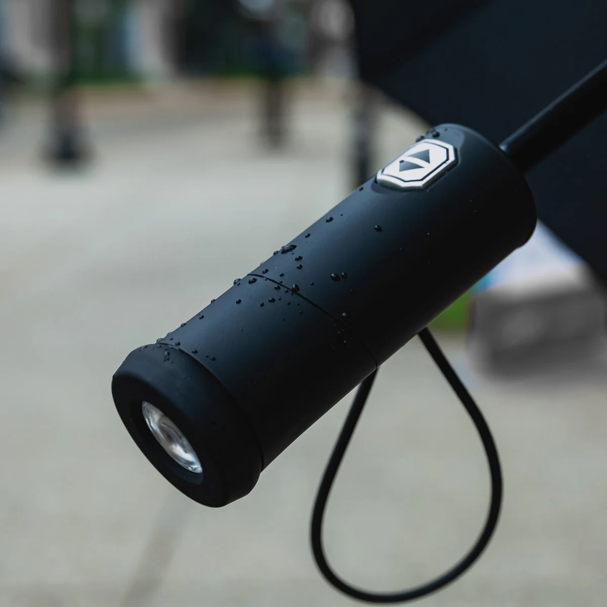RainTorch™ Umbrella | Pivoting Flashlight | Auto Open/Close & Grip Handle - Image 13